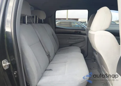 2010 Toyota Tacoma Base V6 z USA, uszkodzony, nr VIN 3TMLU4ENXAM050495